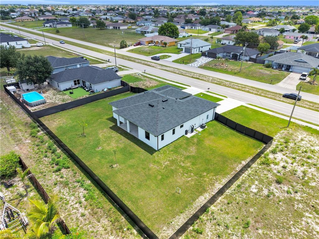 914 Chiquita Blvd N Property Photo 10