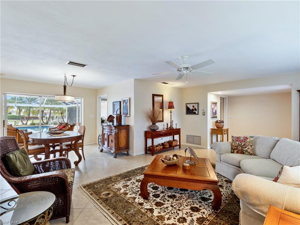 392 Snow Dr Property Photo 10
