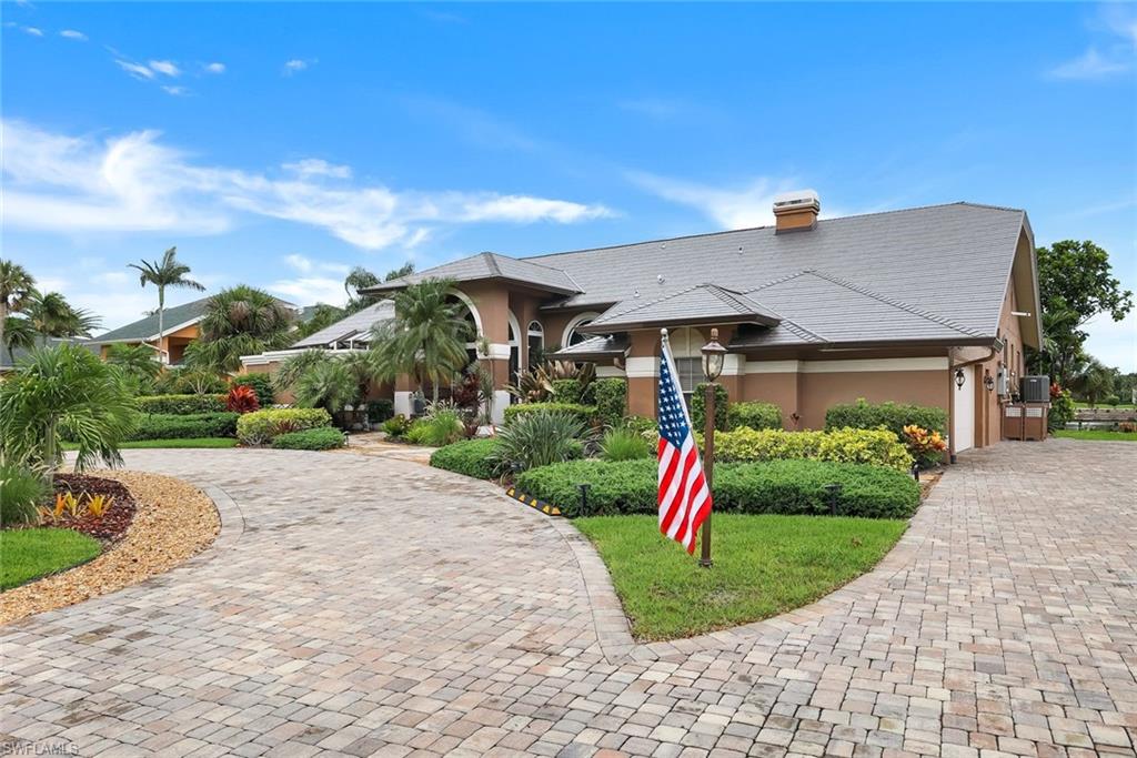 16861 Fox Den Property Photo 4