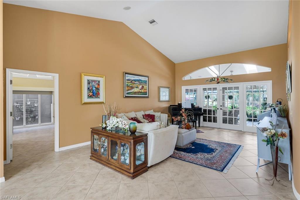 16861 Fox Den Property Photo 9