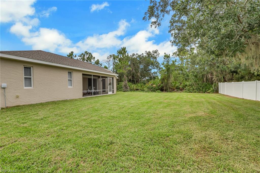 3162 Irma St Property Photo 33