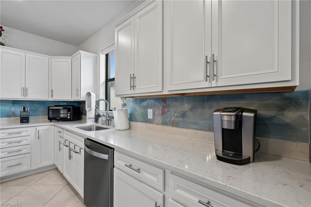 16141 Palmetto Prairie Dr Property Photo 8