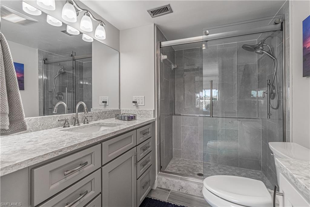 7430 Lake Breeze Dr 403 Property Photo 10