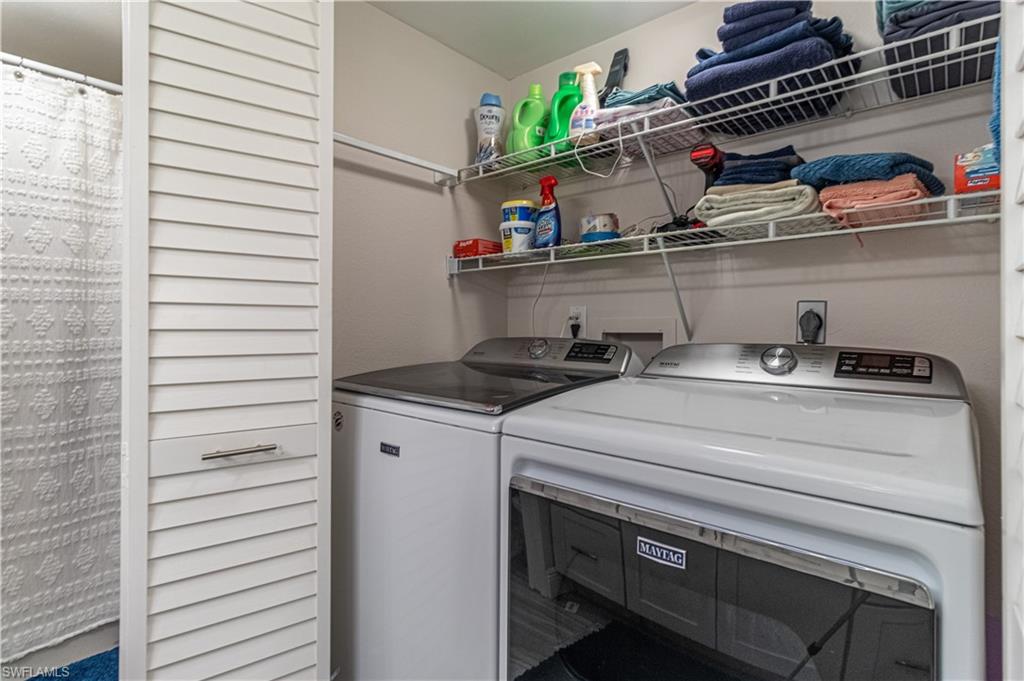 7430 Lake Breeze Dr 403 Property Photo 12