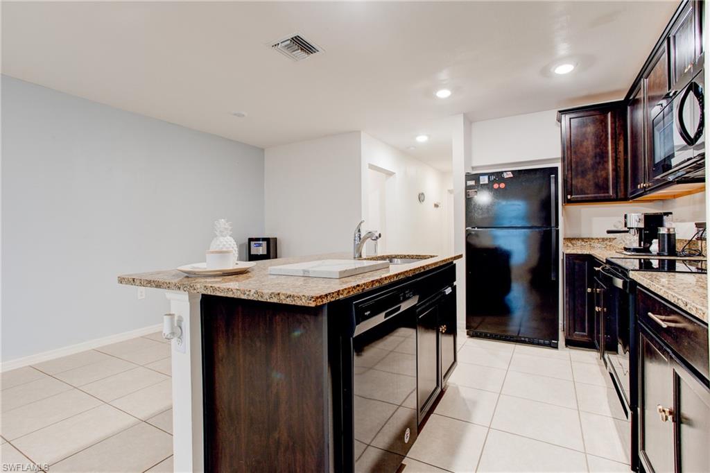 816 Lystra Ave Property Photo 4