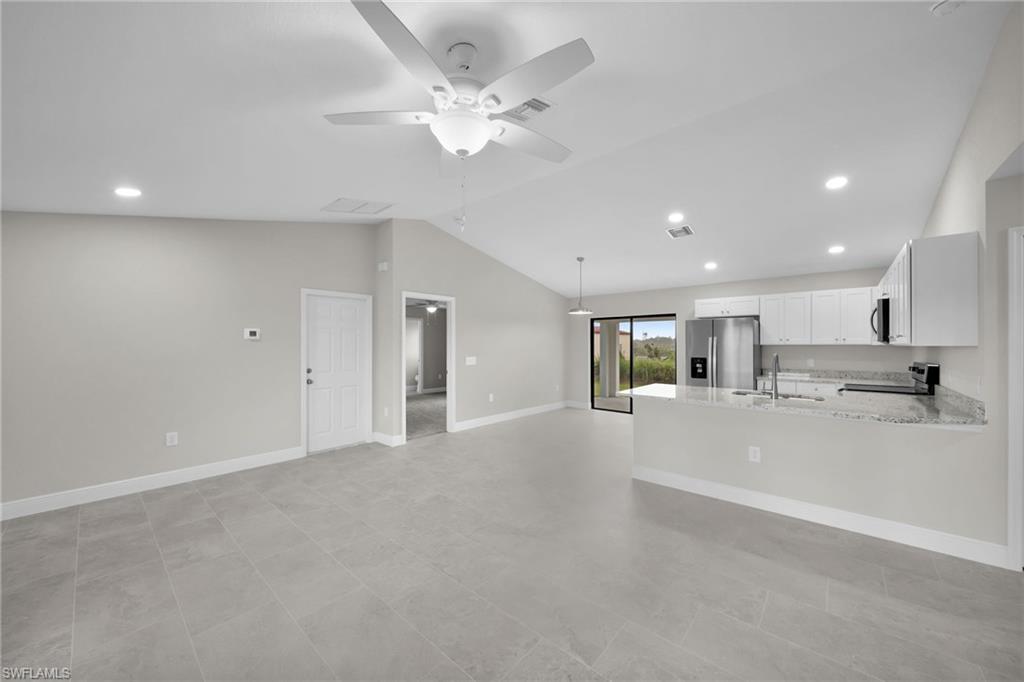 6146 Hughes Ave Property Photo 4