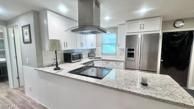 5509 Miles Standish Ln Property Photo 3