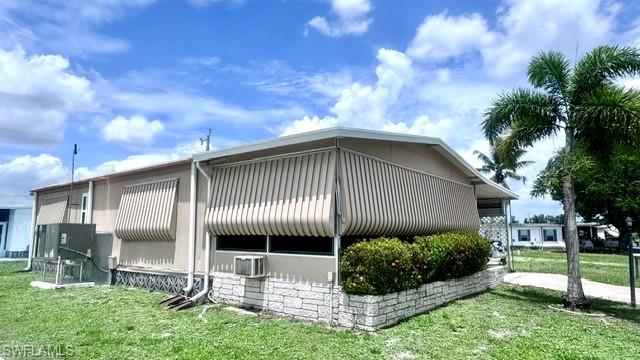5509 Miles Standish Ln Property Photo 23