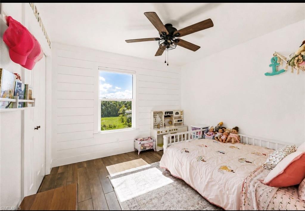 2551 Tamarind St Property Photo 9