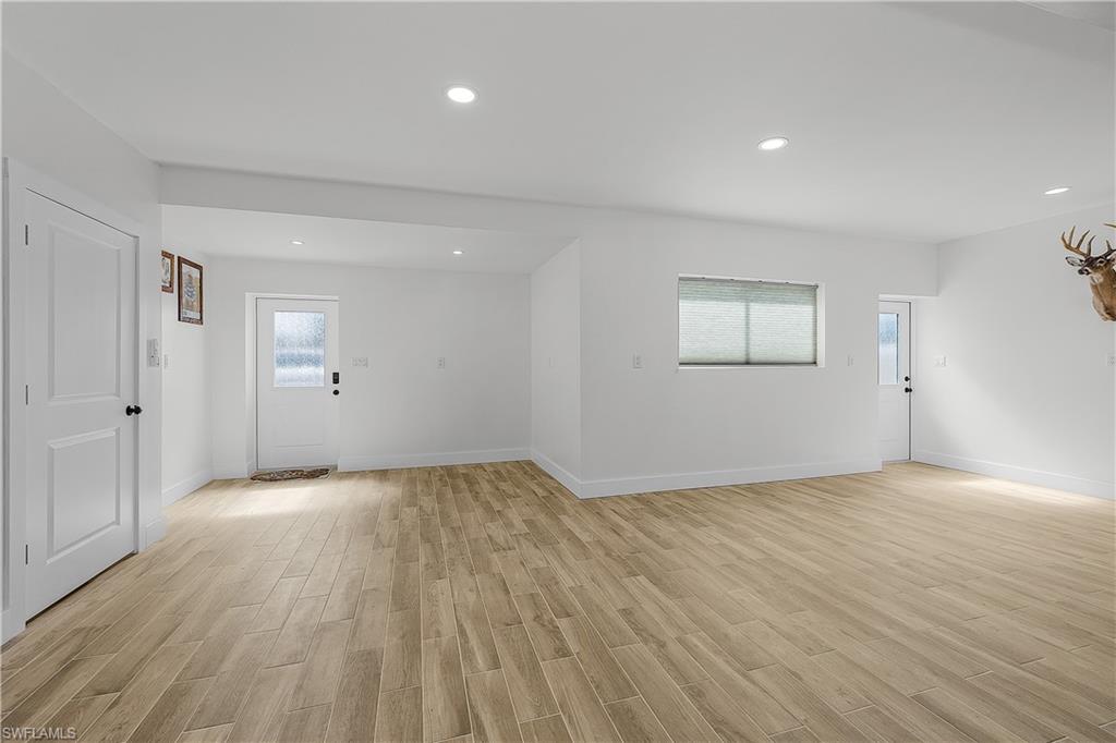 2551 Tamarind St Property Photo 21