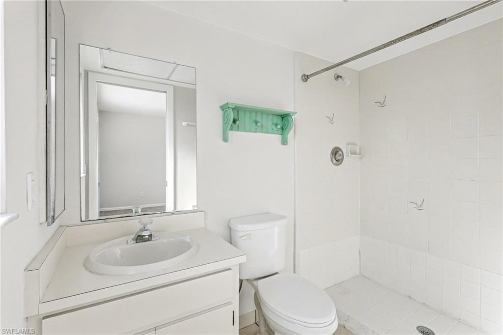 4528 Se 5th Pl 8 Property Photo 8