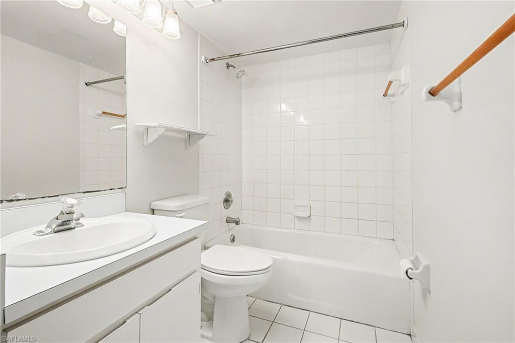 4528 Se 5th Pl 8 Property Photo 10
