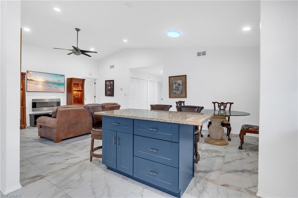 6511 Royal Woods Dr Property Photo 12