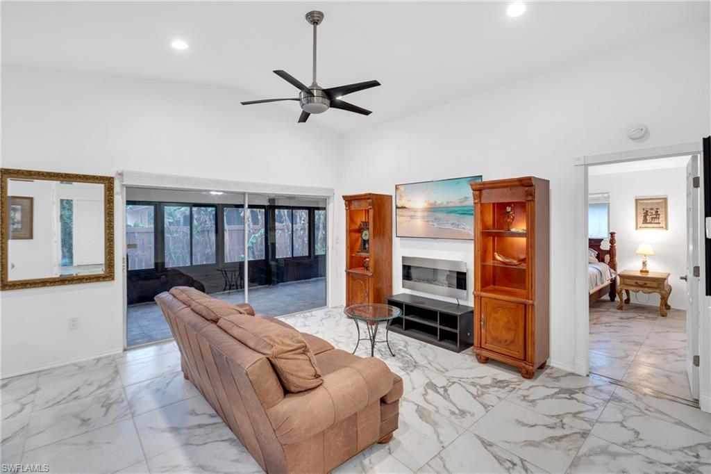 6511 Royal Woods Dr Property Photo 16
