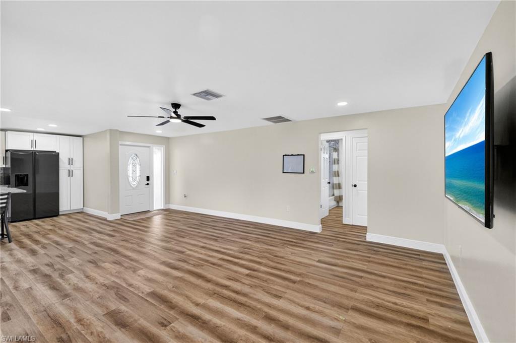 4208 Se 2nd Ave Property Photo 10