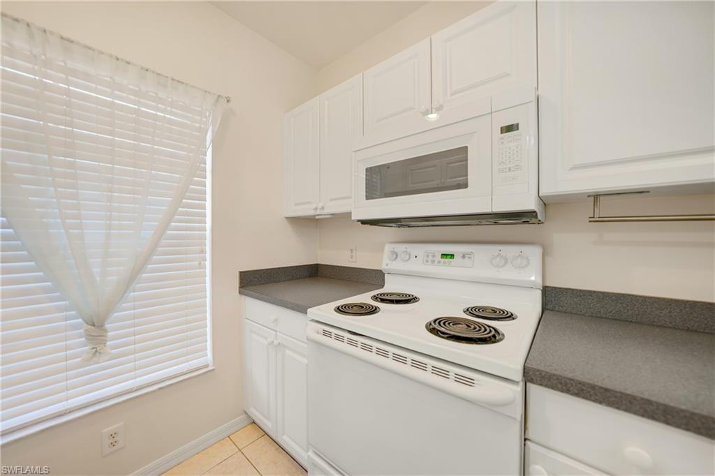 2061 Willow Hammock Cir 105 Property Photo 9