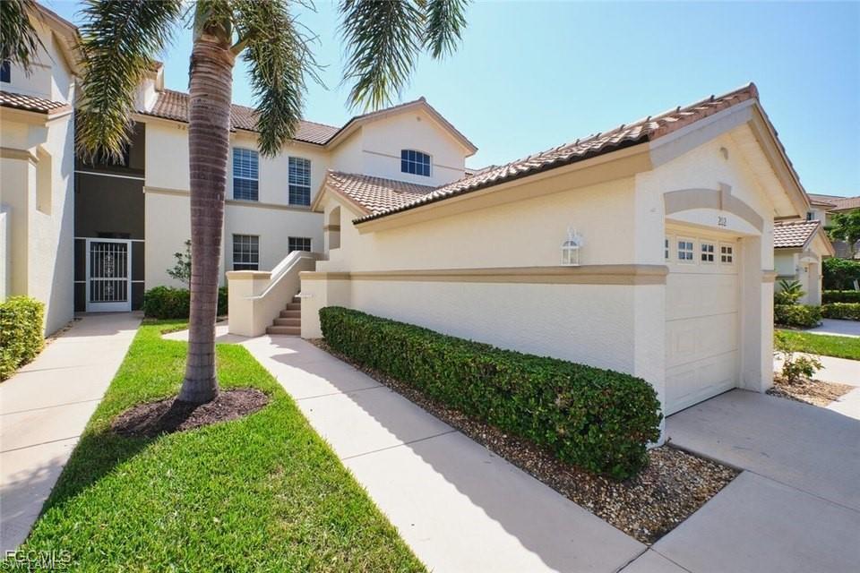 9250 Bayberry Bend 202 Property Photo 1