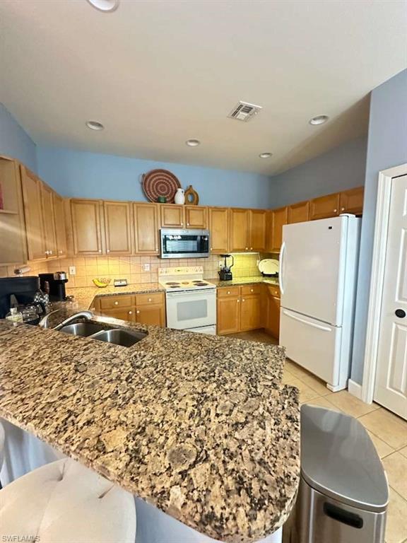 9250 Bayberry Bend 202 Property Photo 24