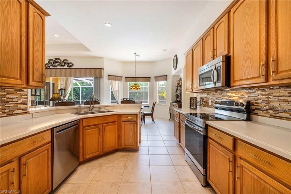 9836 Los Altos Ct Property Photo 22