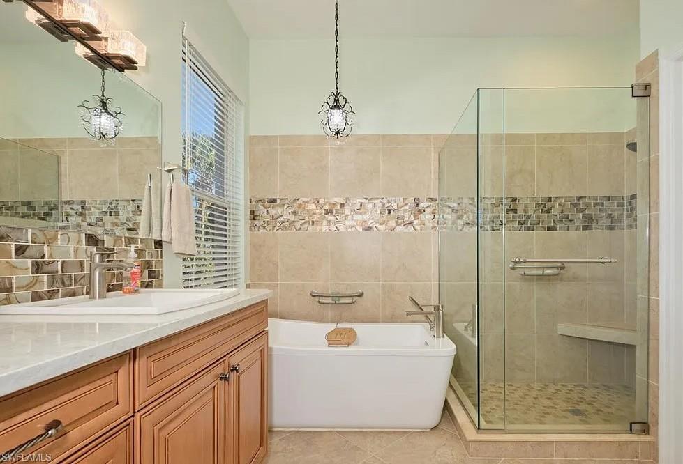 16320 Willowcrest Way Property Photo 23