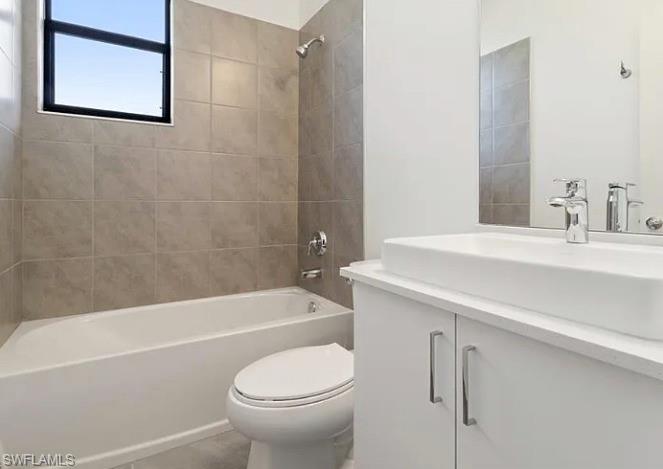 5626 Carrara Dr Property Photo 17