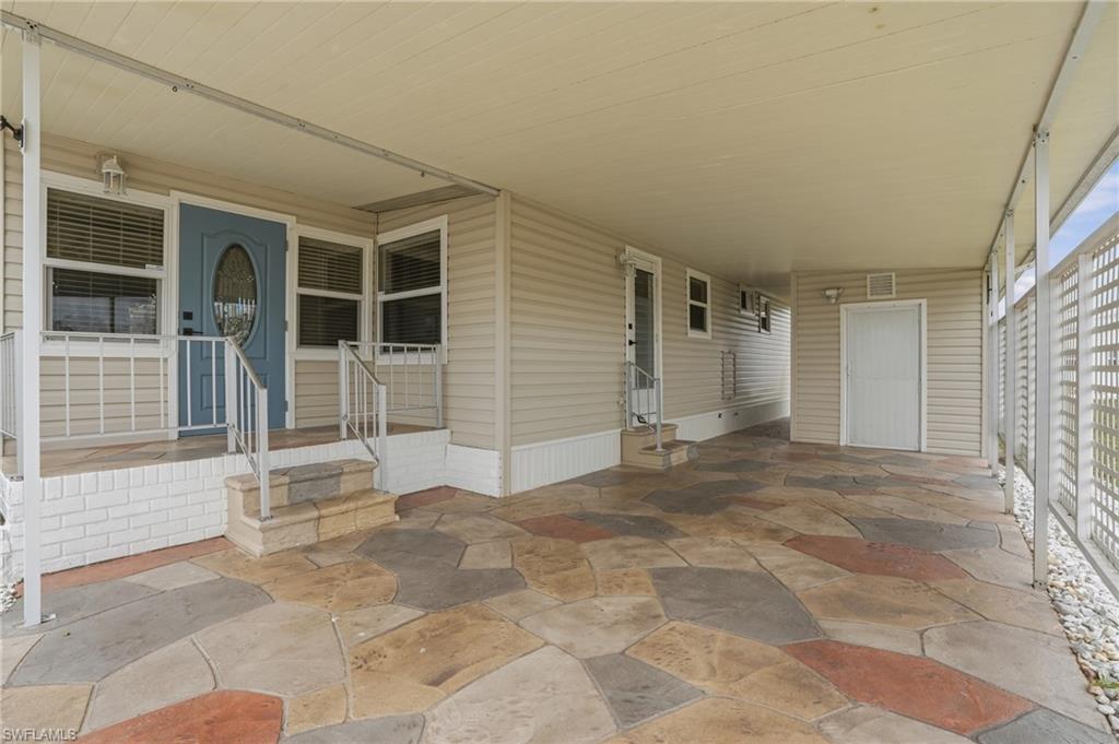 340 Mattie Ave Property Photo 3
