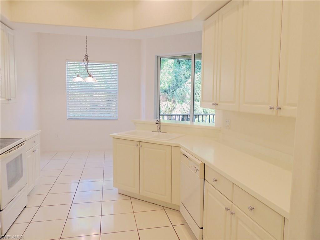 6020 Jonathans Bay Cir 202 Property Photo 9
