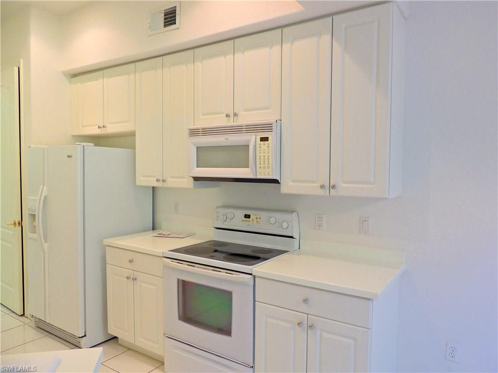 6020 Jonathans Bay Cir 202 Property Photo 10
