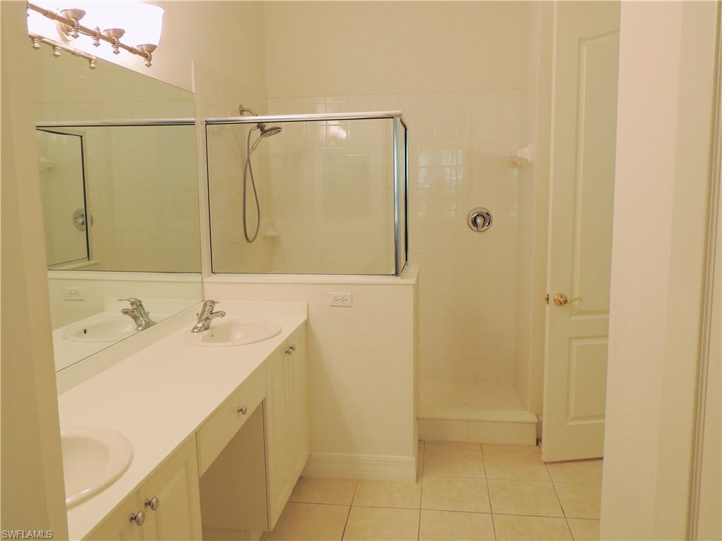 6020 Jonathans Bay Cir 202 Property Photo 17