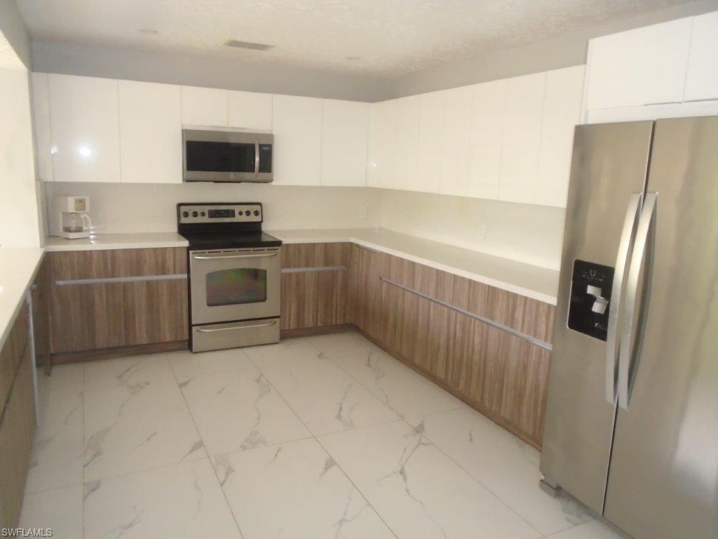 1401 Everest Pkwy Property Photo 6