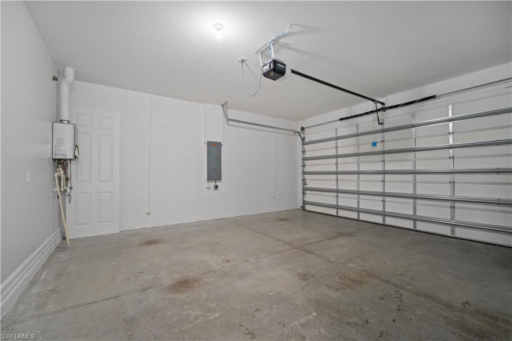 16947 Hawk Ct Property Photo 25