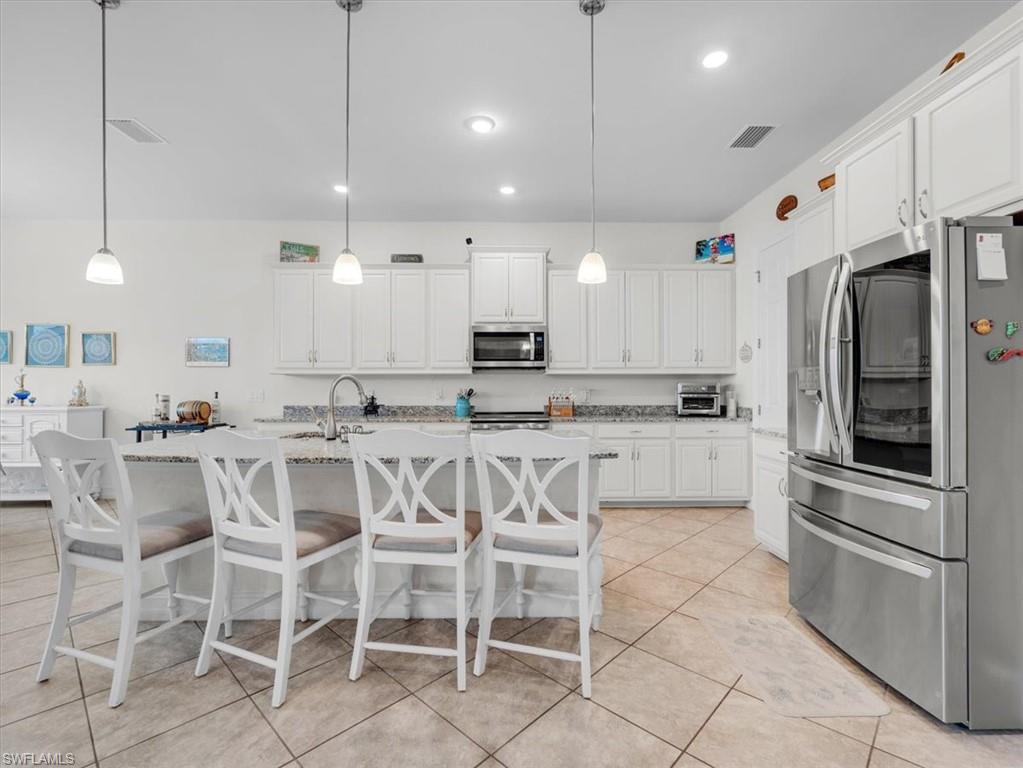 3271 Baravaldo Cir Property Photo 5