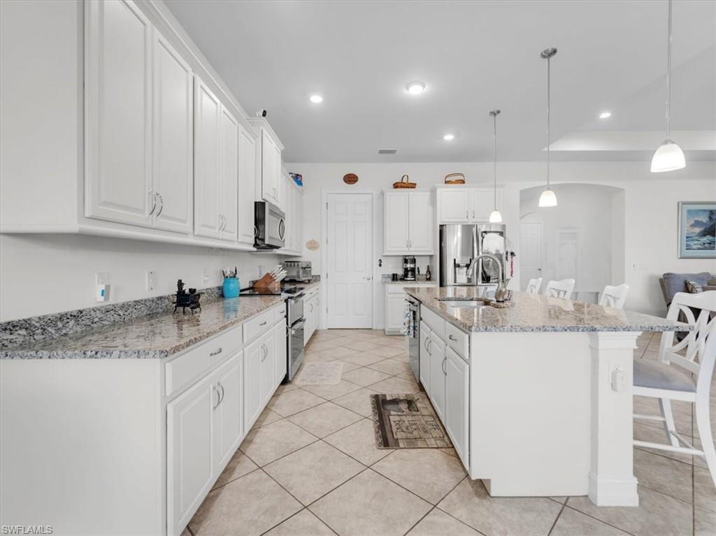 3271 Baravaldo Cir Property Photo 13