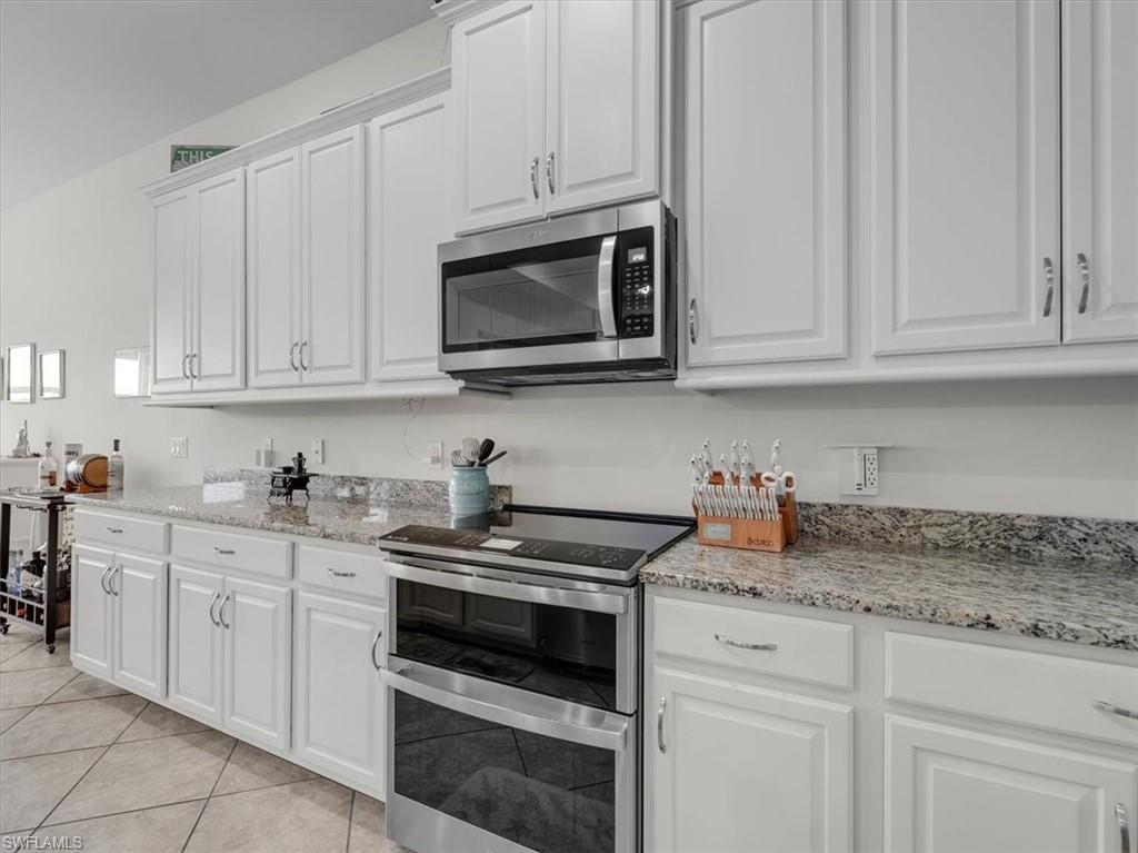 3271 Baravaldo Cir Property Photo 15