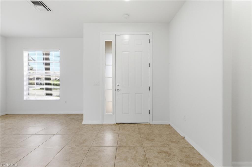 2639 Bellingham Ct Property Photo 4