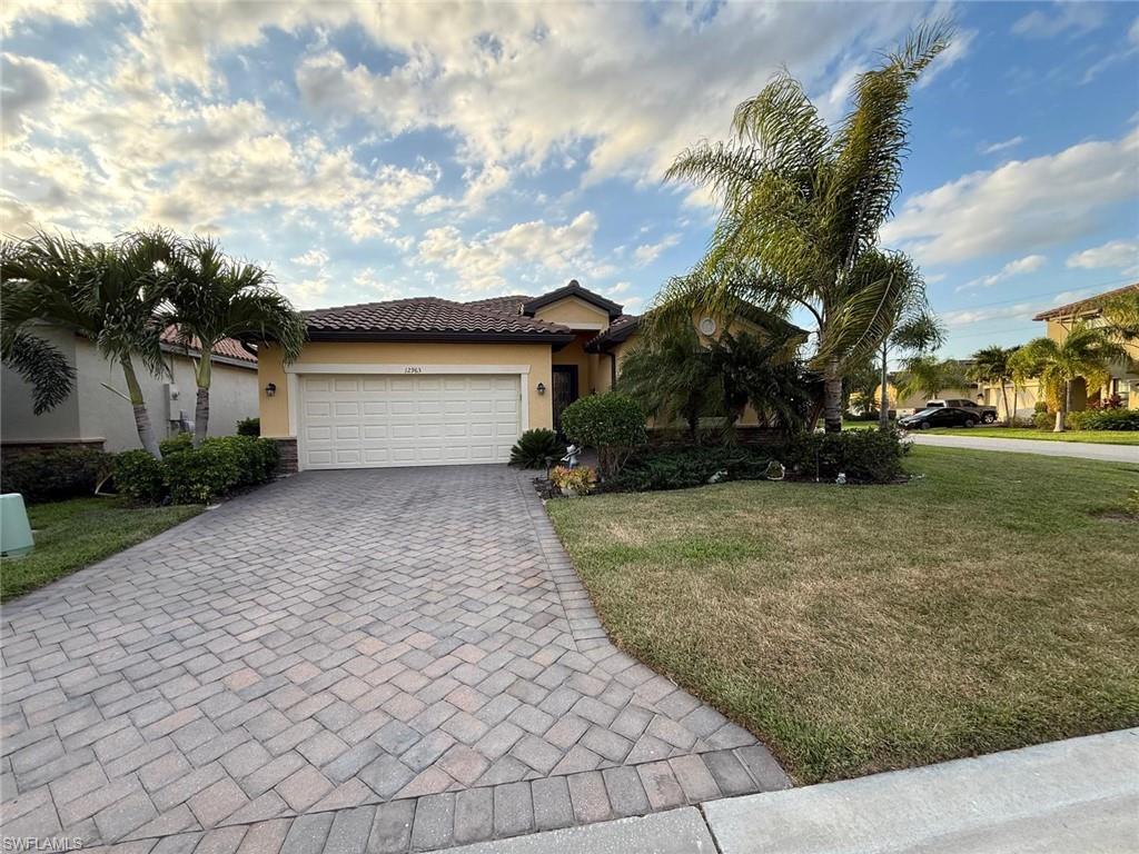 12963 Pemberton Way Property Photo 3