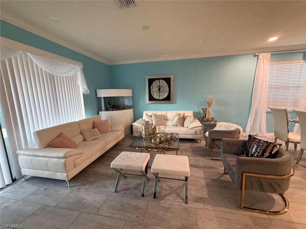 12963 Pemberton Way Property Photo 12