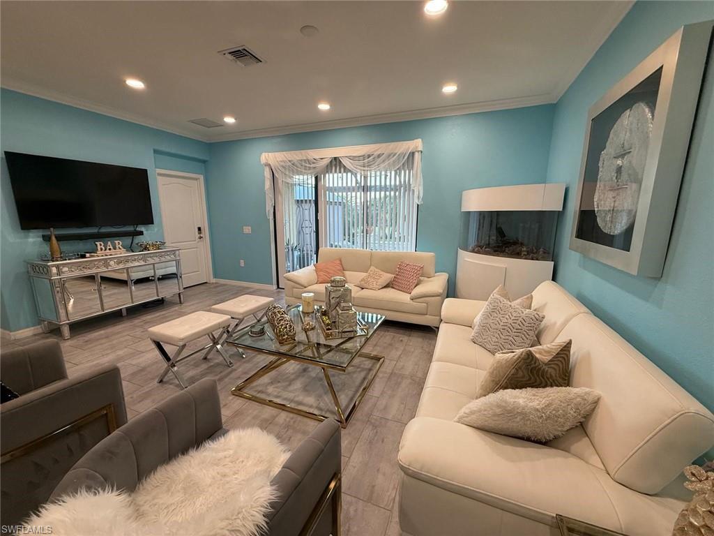 12963 Pemberton Way Property Photo 14