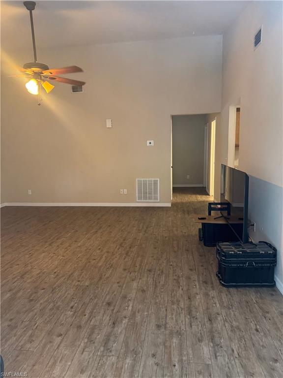 1303 Sw 16th Ter 202 Property Photo 2