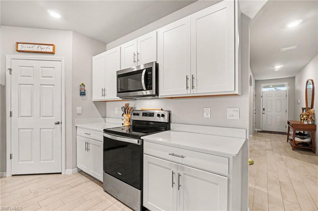 2045 Nw 7th St Property Photo 5