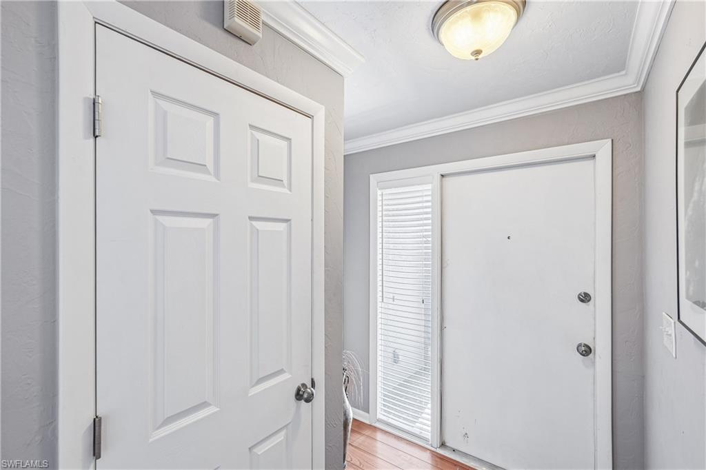 2206 Se 10th Pl Property Photo 3