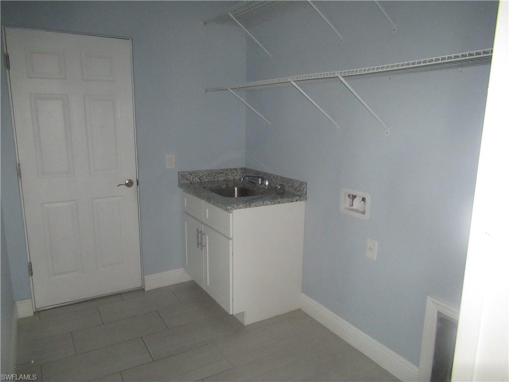 4230 Nw 32nd Ter Property Photo 9