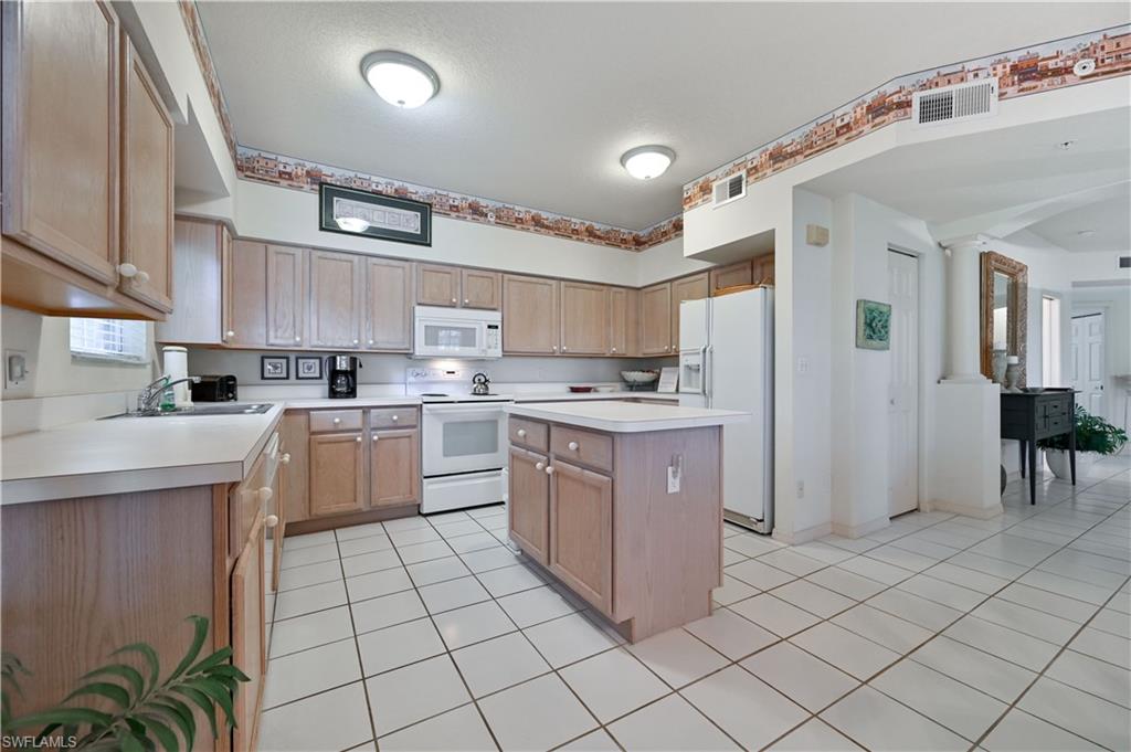 28060 Palmas Grandes Ln 105 Property Photo 6