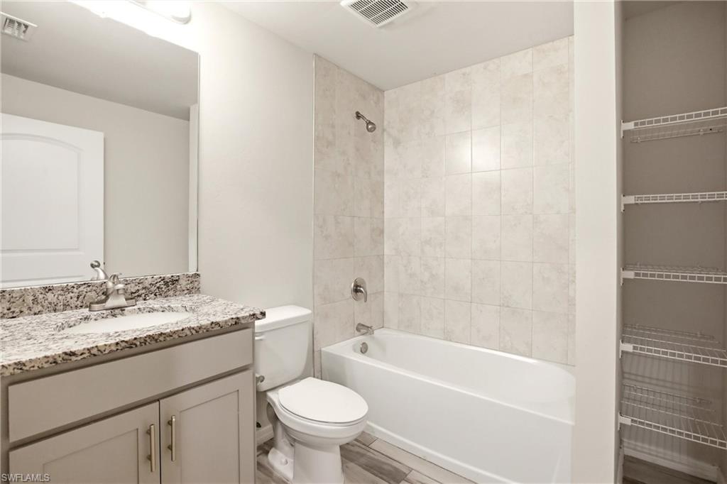 1024 Ne 33rd Ln Property Photo 25