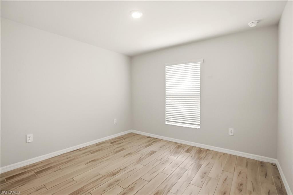 1024 Ne 33rd Ln Property Photo 26
