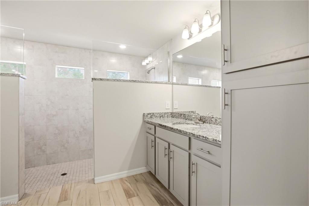1024 Ne 33rd Ln Property Photo 38
