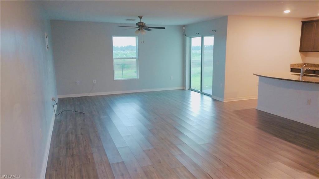 244 Loadstar St Property Photo 3