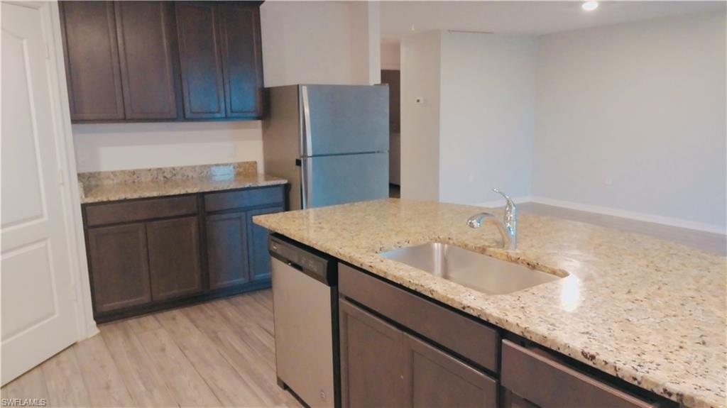 244 Loadstar St Property Photo 8