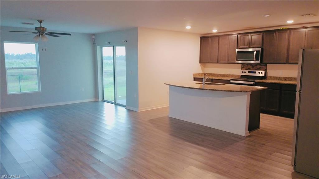 244 Loadstar St Property Photo 11