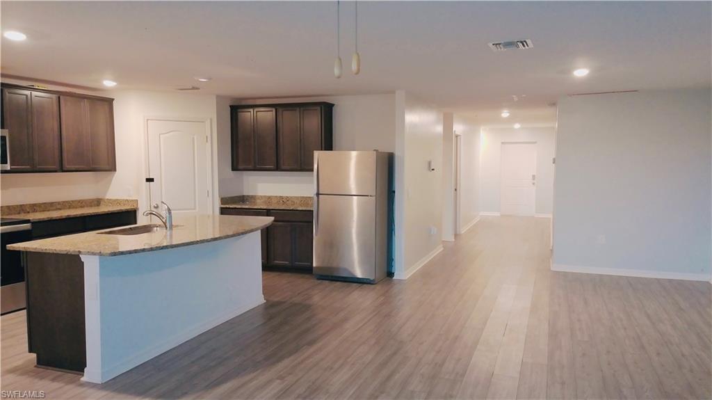 244 Loadstar St Property Photo 13